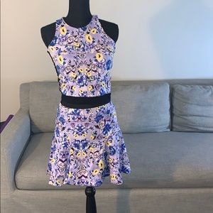 NWT T-Bags 2 Piece Set Small